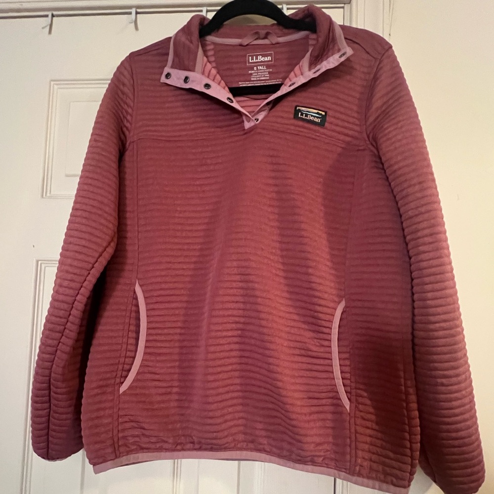 L.L Bean Women’s Arilight Knit Quilted 1/4 Button Pullover Mauve Color - Picture 3 of 6
